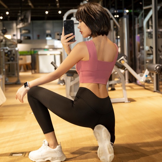 聚衣堂2024新款瑜伽女修身显瘦立体臀线紧身高腰瑜伽裤运动套装