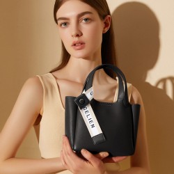 手提包高级感斜挎包2024新款女包水桶包出门小拎包2022通勤包