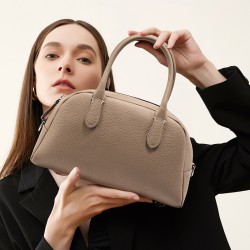 2024新款通勤复古小众保龄球头层牛皮波士顿复古手提大容量包女包