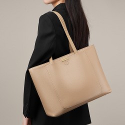 高级感大容量大包包女士2024新款潮通勤托特包百搭单肩真皮女包