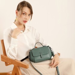包包2024新款真皮女包头层牛皮单肩斜挎小包手提贝壳小方包潮